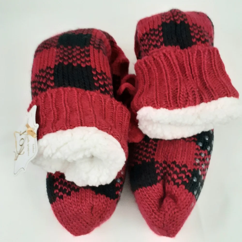 Joy Winter Ladies Slipper Socks With Gripper, Red and Black Size 4-10 Shoes